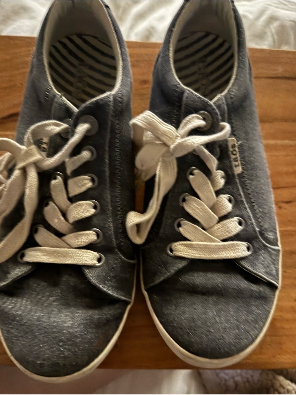 Taos Footwear Navy Blue Women's Lace-Up Sneakers